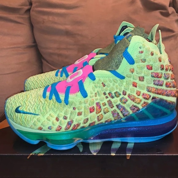 Mr.SwackHammerXLebron17 - Picture 6 of 7